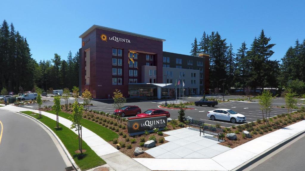 Marysville Hotel | La Quinta Inn & Suites by Wyndham Marysville