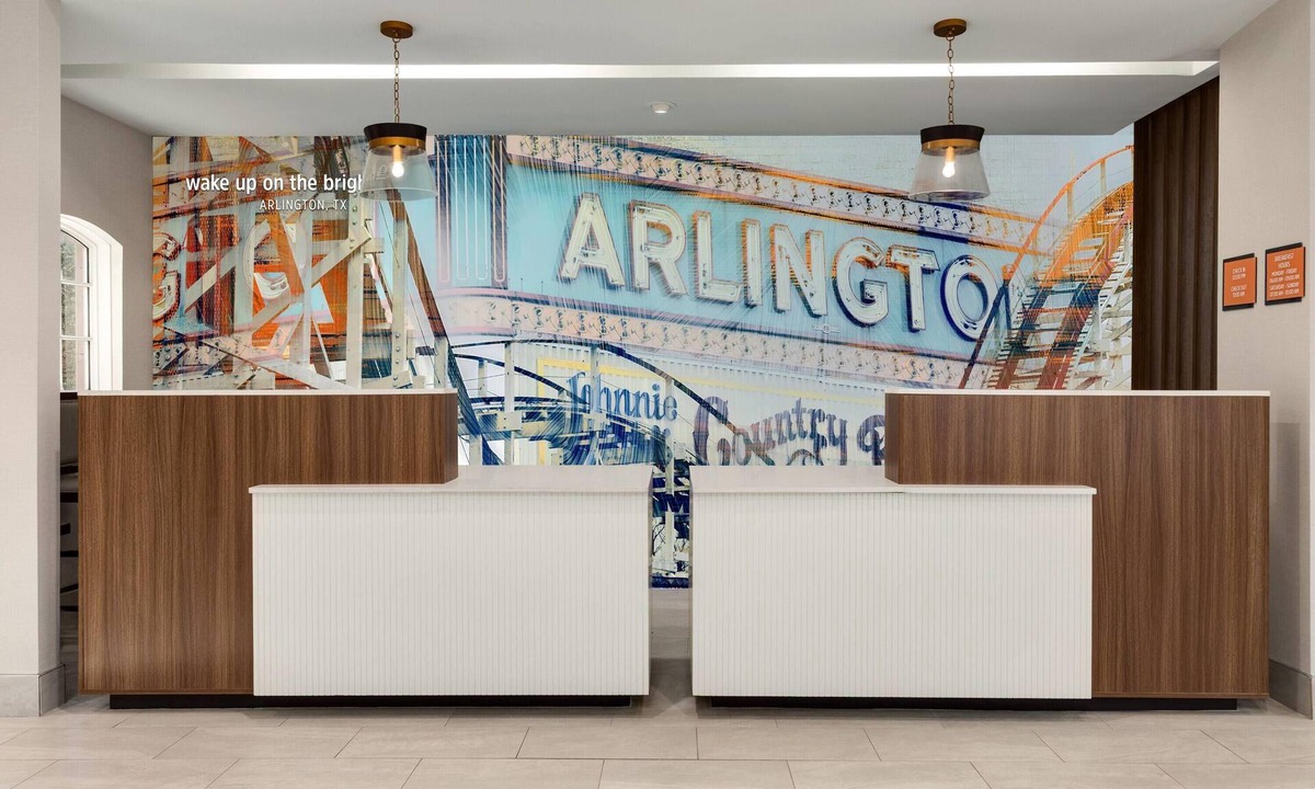South Arlington Hotel | La Quinta Inn & Suites by Wyndham Dallas Arlington South