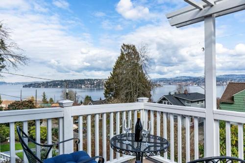 Rainier Valley House | Lake Washington View Home with Hot Tub BBQ Garden