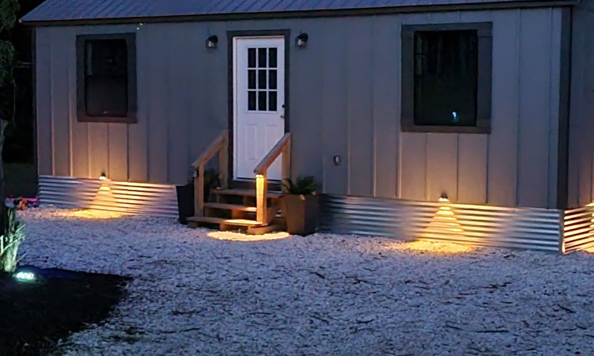 Laguna Park Cabin | Lake Whisper 124 Cozy 1-bedroom cabin in Laguna Park