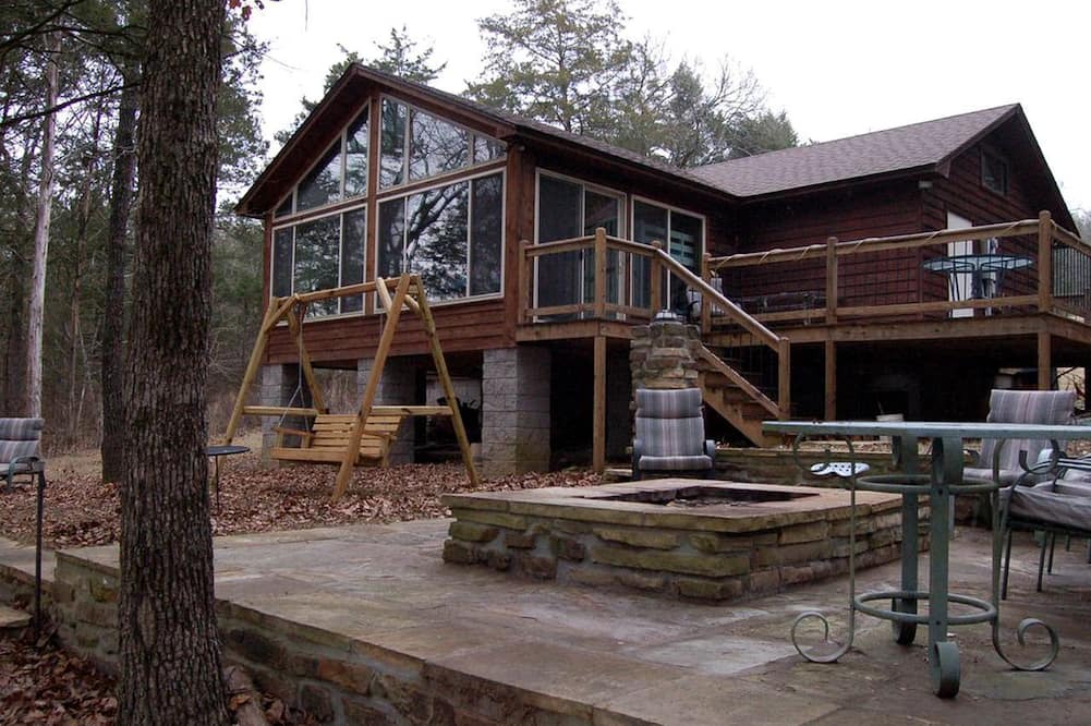 Scranton House | Lakefront Cabin Getaway with Firepit near Ozark National Forest in Scranton, Arkansas