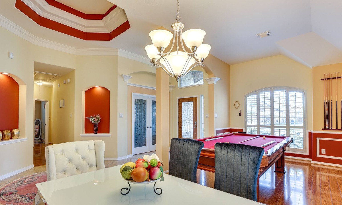 Sydney Harbour Cottage | Lakefront Texas Abode w/ Pool Table & Private Dock