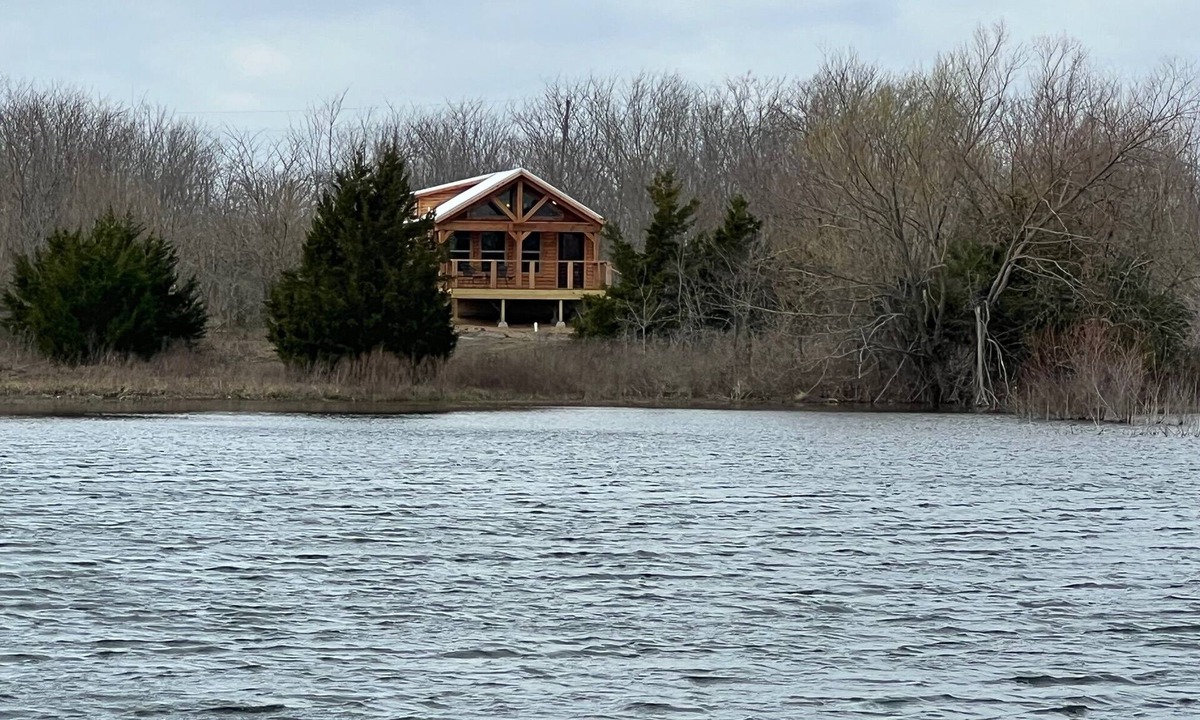 Klondike Cabin | Lakeview Oasis