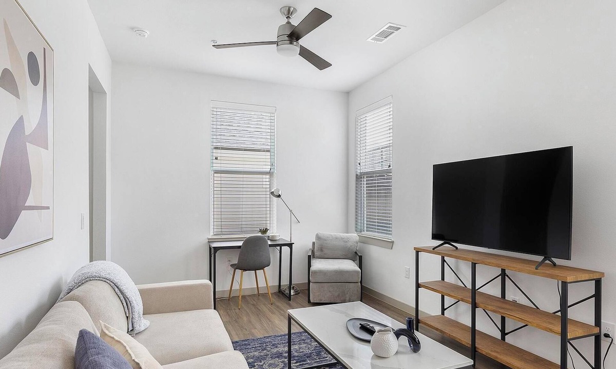 Fort Worth Apartment | Landing | Amazing 2BD, Clubhouse, Gym
