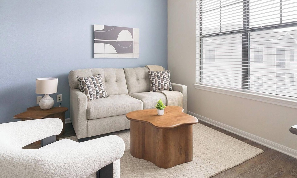 Northeast Houston Apartment | Landing | Chic 1BD, Game Room, Gym