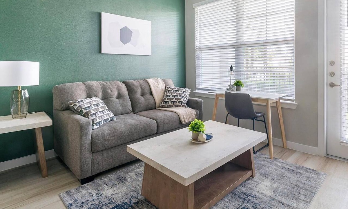 George Bush Park/Eldridge Apartment | Landing | Chic 1BD, Game Room, Gym