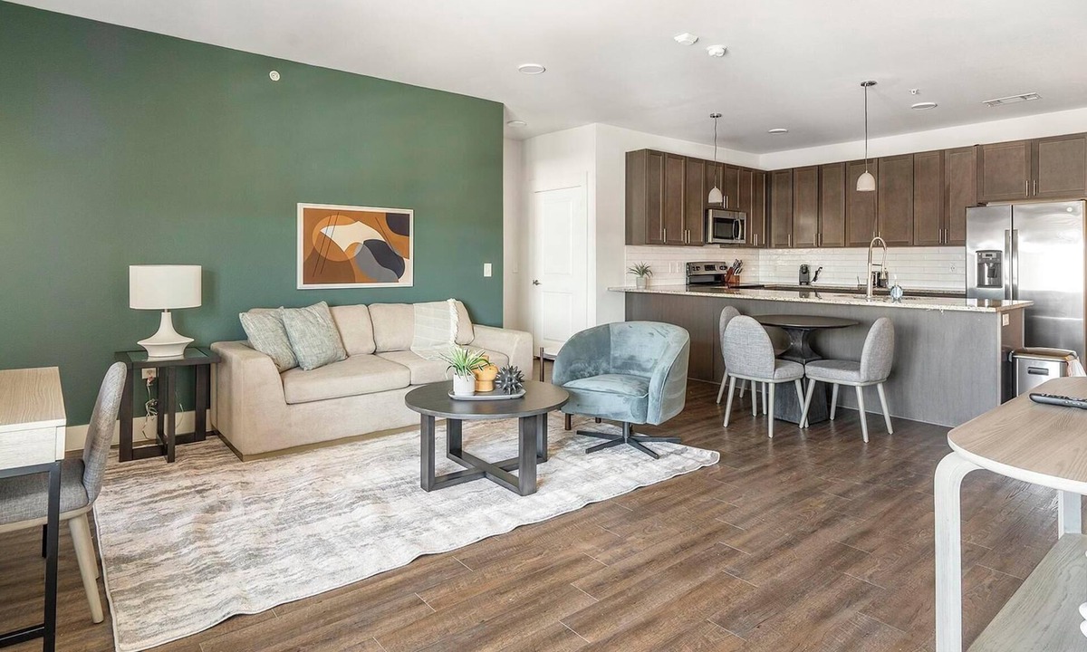 Stone Oak Apartment | Landing | Chic 2BD, Gym, Clubhouse
