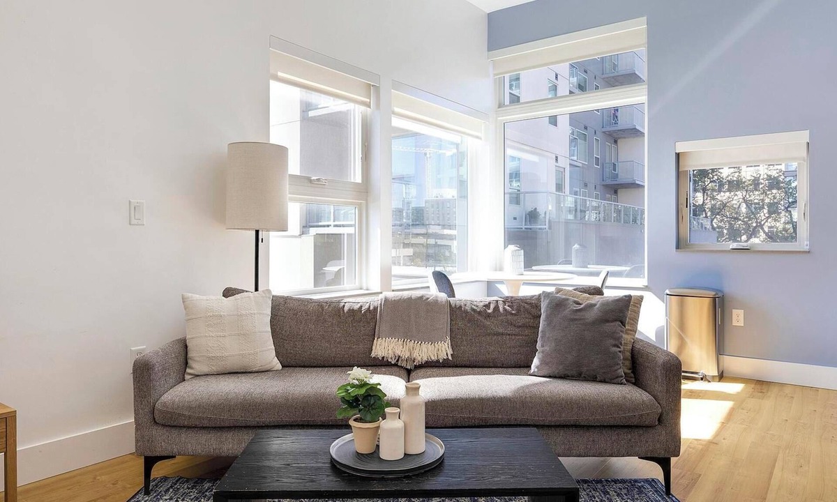 Cherry Creek Apartment | Landing | Chic Studio, Rooftop Lounge, Clubhouse
