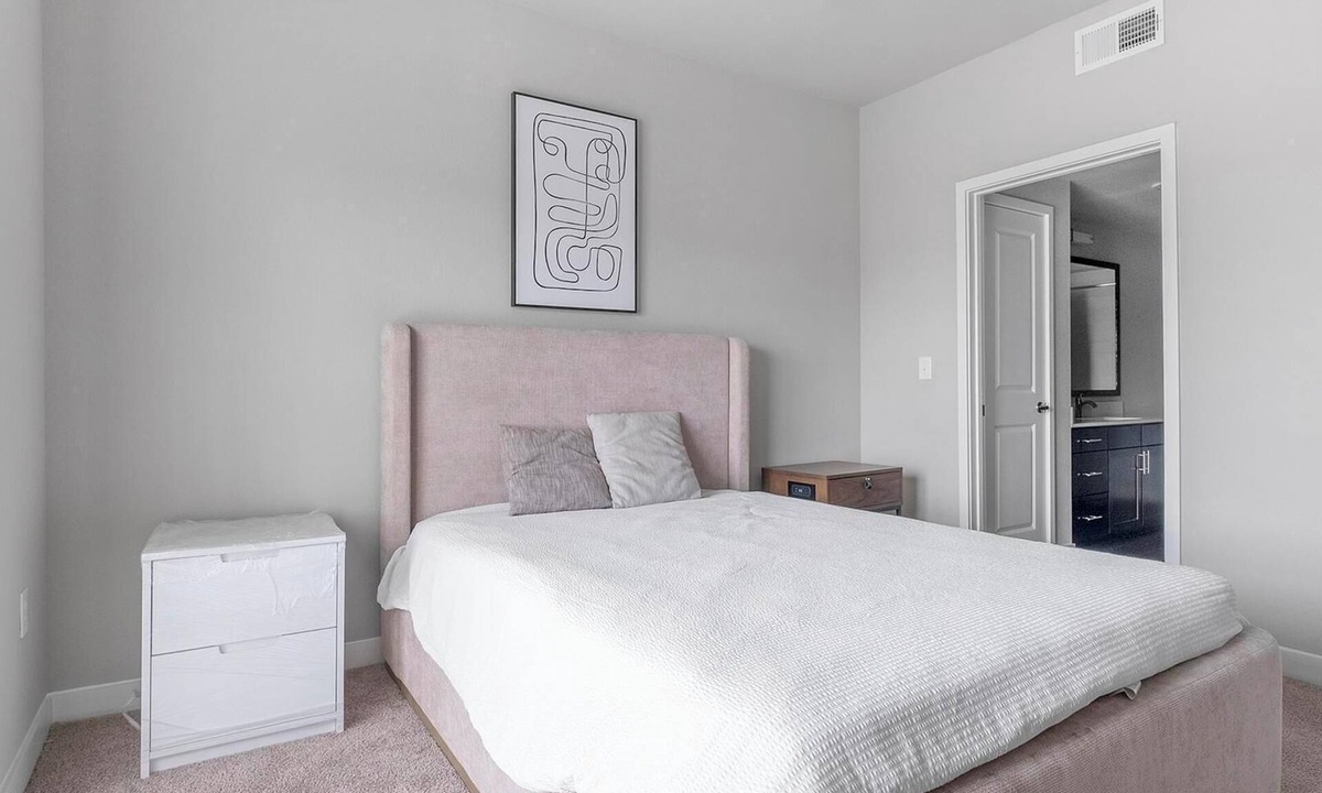 Katy Apartment | Landing | Incredible 1BD, Pool, Gym