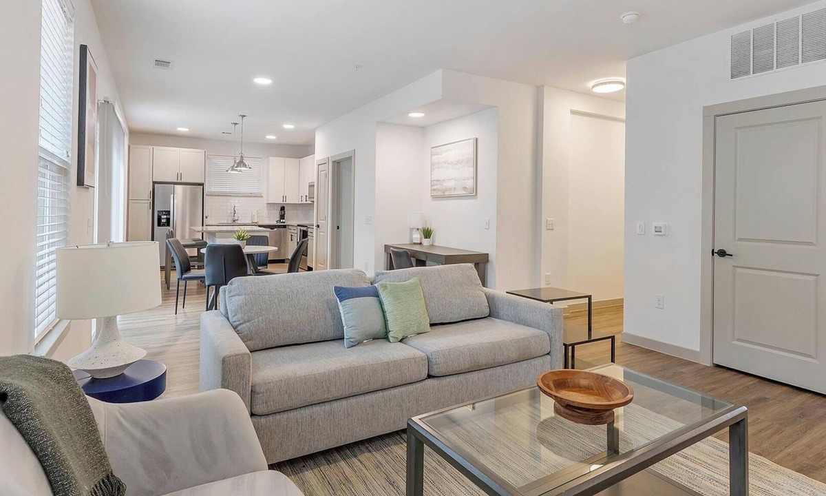Fort Worth Apartment | Landing | Incredible 3BD, Gym, Yoga Studio