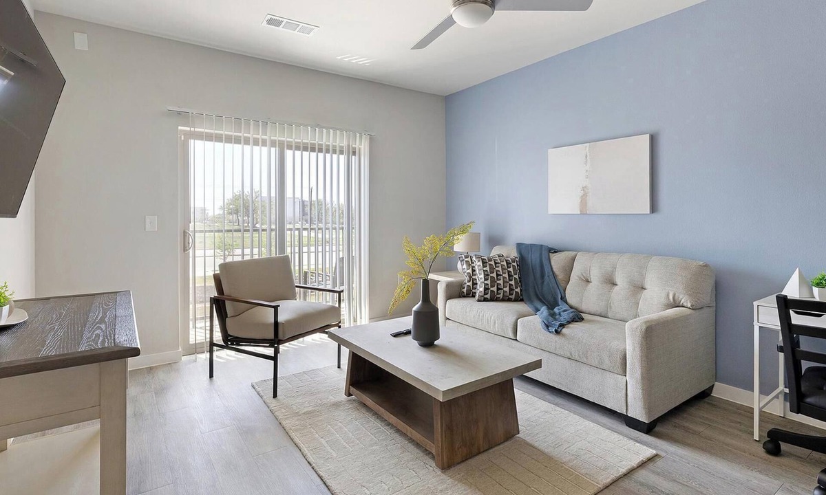 Corinth Apartment | Landing | Stunning 1BD, Gym, Clubhouse