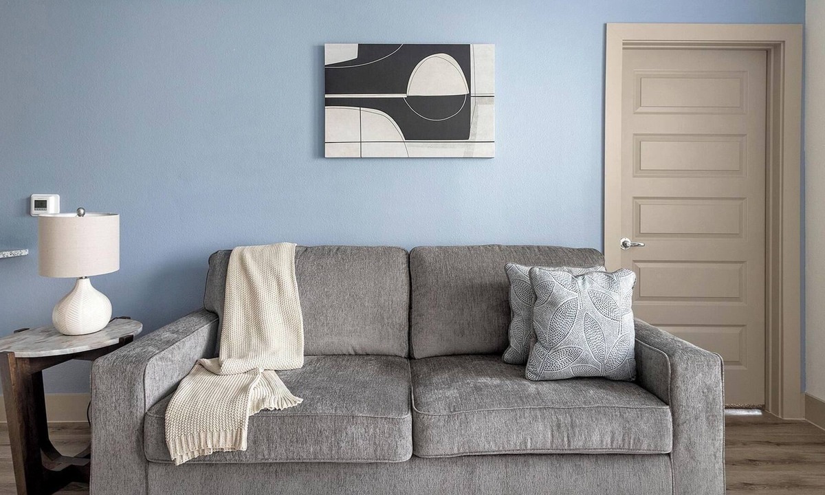 Addicks Apartment | Landing | Stunning 2BD, Yoga Studio, Courtyard