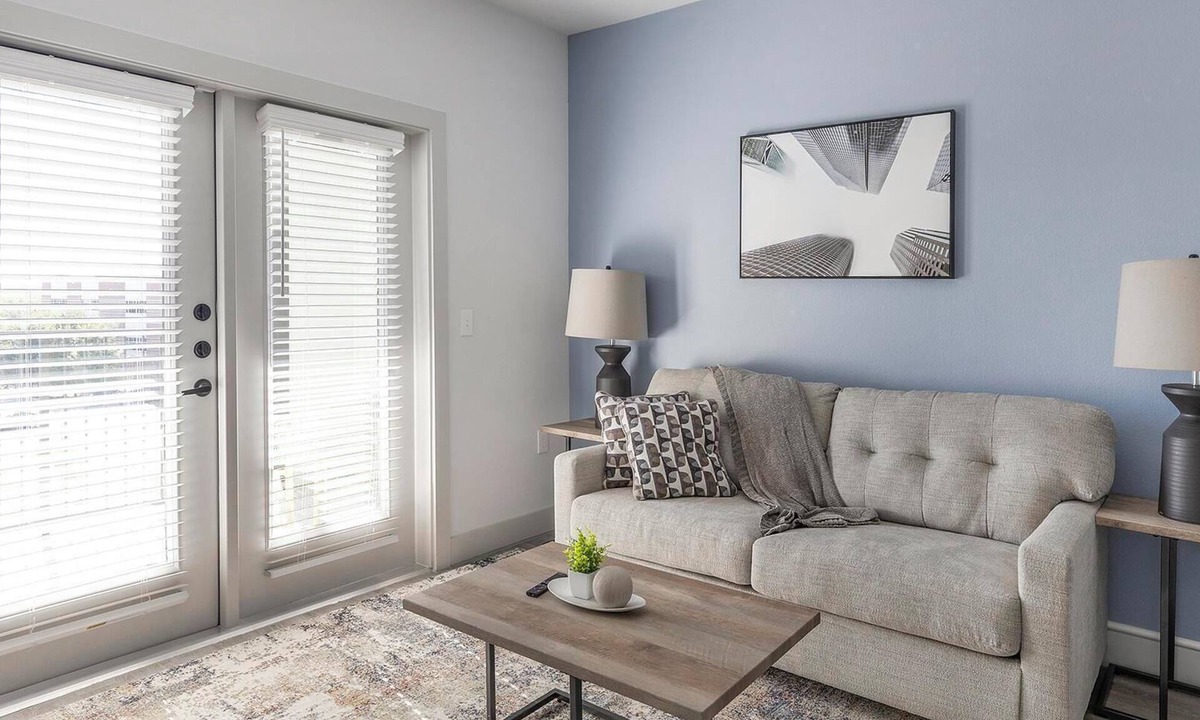 Corinth Apartment | Landing | Stylish 1BD in Corinth