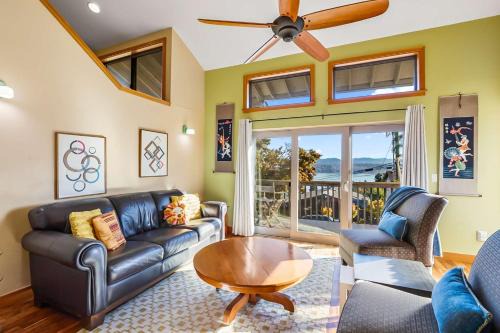 Rainier Valley House | Large Lk Washington View Family Home