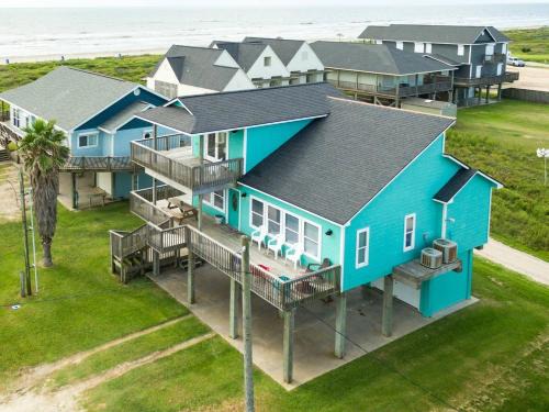 Surfside Beach House | Las Brisas - Big Ocean Views, Easy Beach Access!