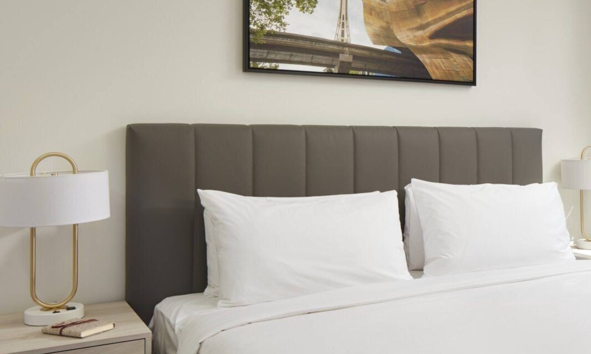South Lake Union Hotel | Level Seattle- Executive Two Bedroom Suite plus Office