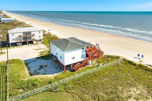 Surfside Beach House | Livin' The Dream Beachfront & Center!