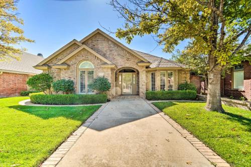 Lubbock Villa | Lubbock Home w/Patio ~ 6 Mi to Texas Tech!