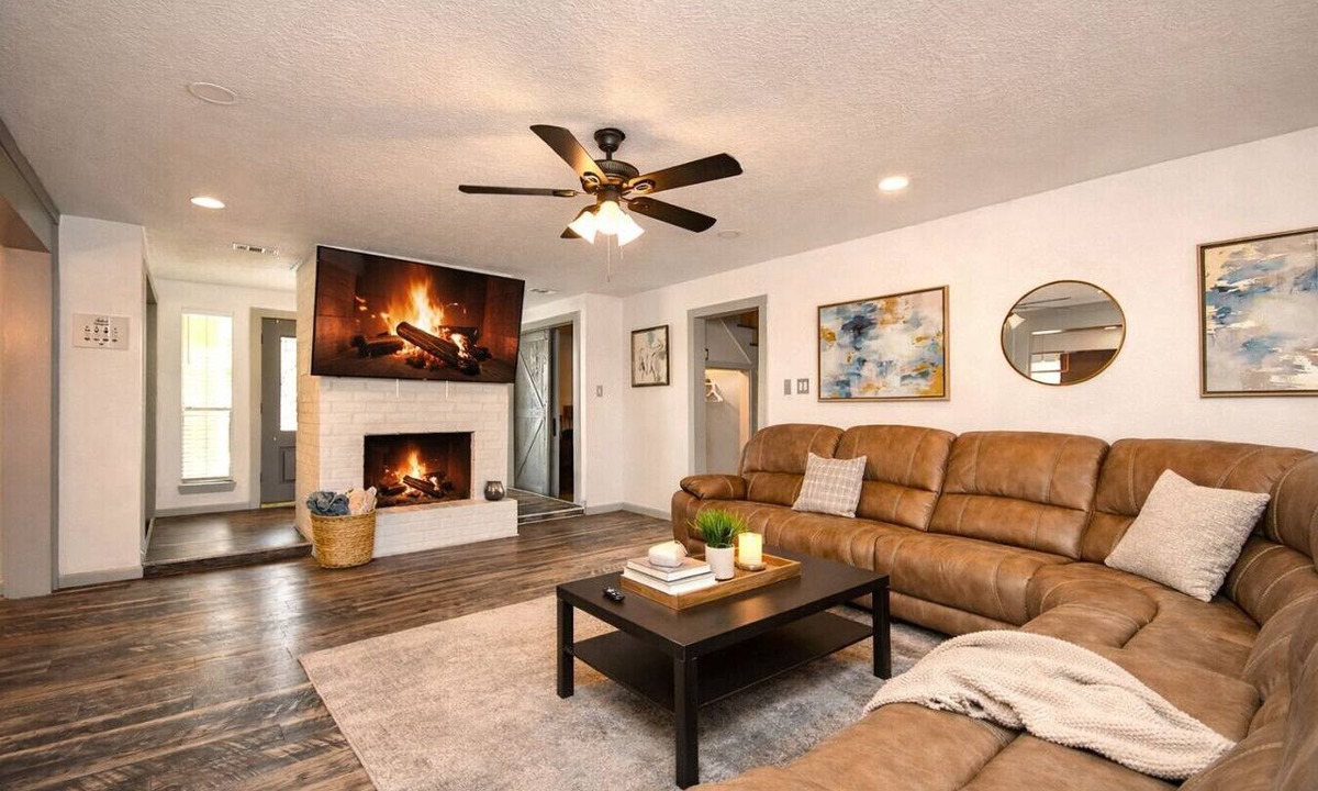 Barker Apartment | Lux Home w/Heated Pool & Spa: 30 Min to Downtown