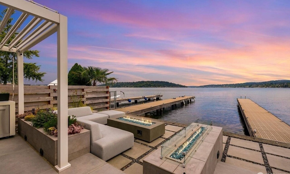 Bryn Mawr-Skyway House | Luxe Waterfront Estate Annex Hot Tub MAJOR INTERNATIONAL SPORTING EVENT Ready