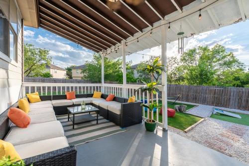 Solana Ridge House | Luxury 6BR home, Game Room by Lackland & SeaWorld