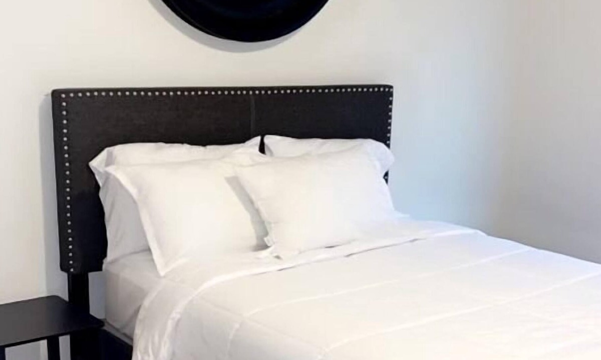 Grapevine Condo | Luxury and Peaceful 1 Bedroom 7 minutes from DFW!