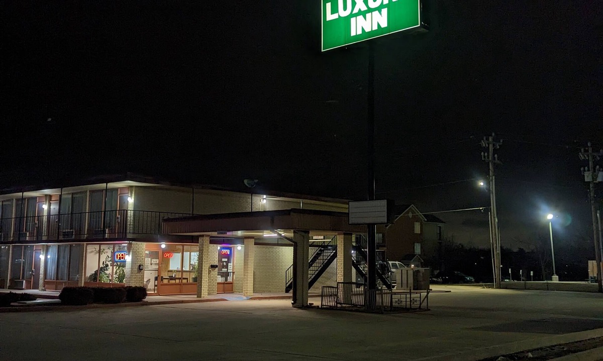 Mustang Hotel | Luxury Inn