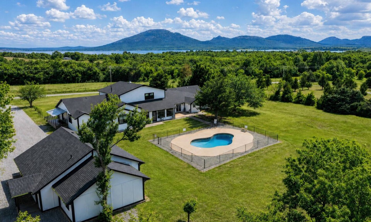 Lawton House | Meers Mountain Retreat – Yala 5500
