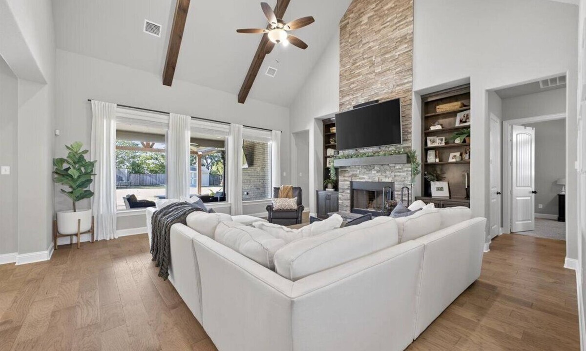 Midlothian House | Midlothian Masterpiece w/5 Bedrooms