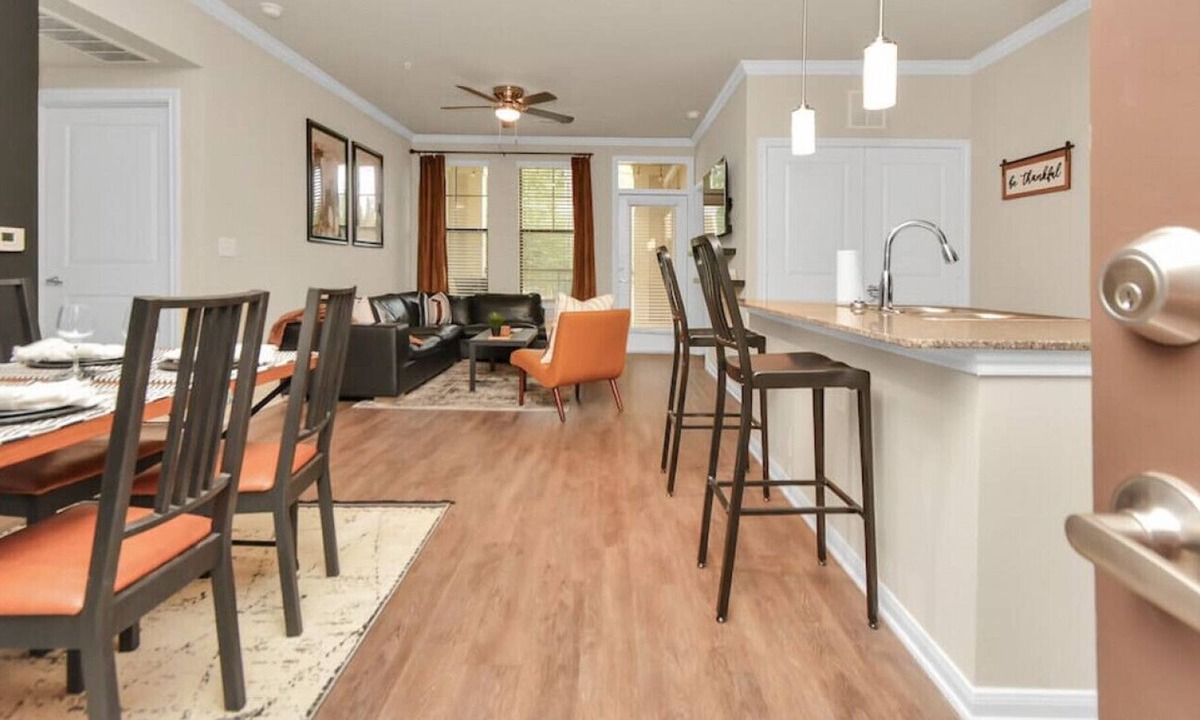 Lazybrook/Timbergrove Apartment | Modern 2bedroom 2bathroom in Houston TX