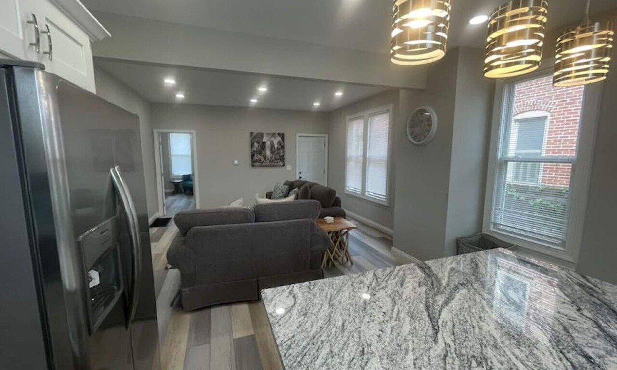 Merion Village Apartment | Modern and Chic in German & Merion Village Area