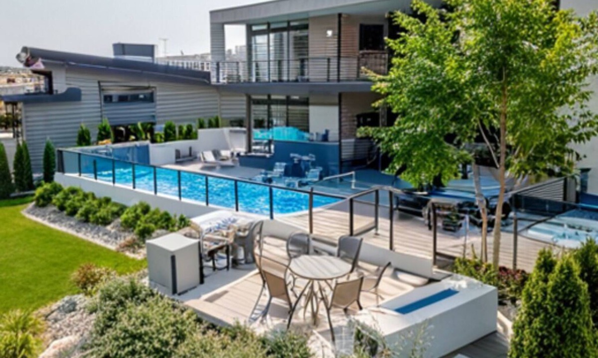 Orondo House | Modern Estate on Columbia River w/Boat Dock & Private Pool/Spa