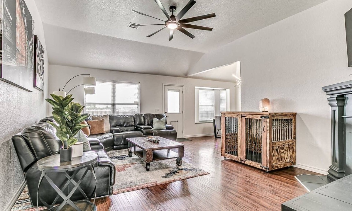 Oklahoma City House | Modern OKC Retreat Near Tinker AFB & Downtown