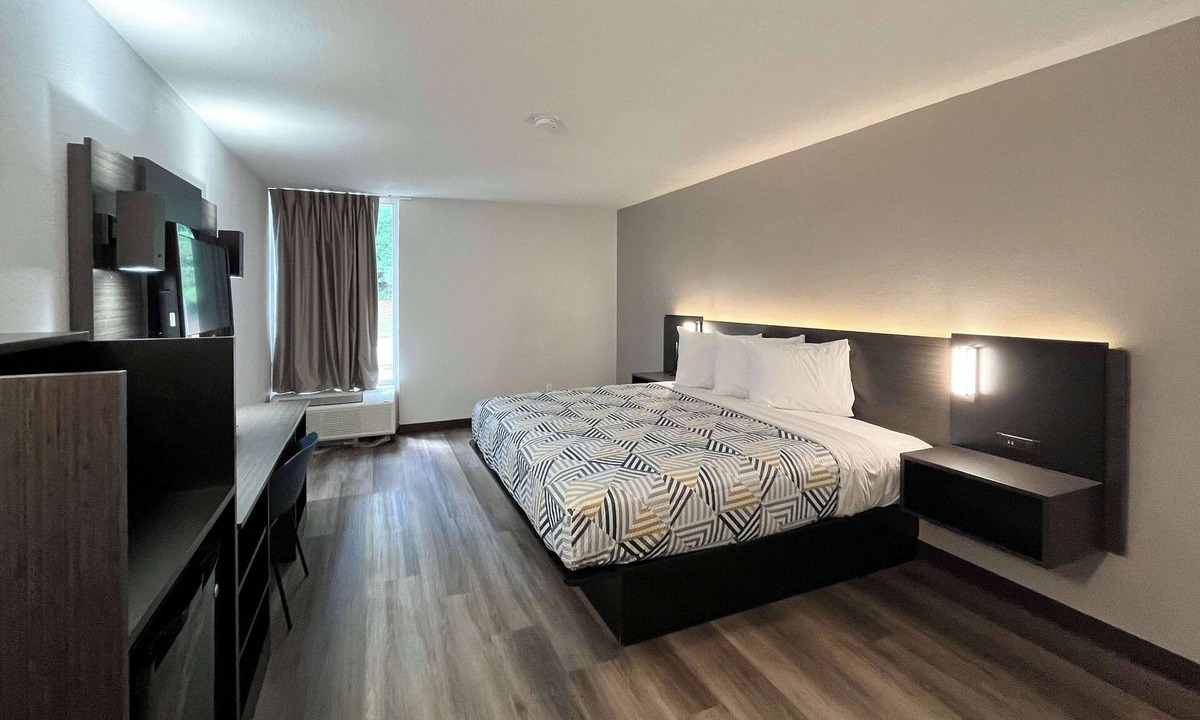 Nacogdoches Hotel | Motel 6 Nacogdoches, TX-SFA University