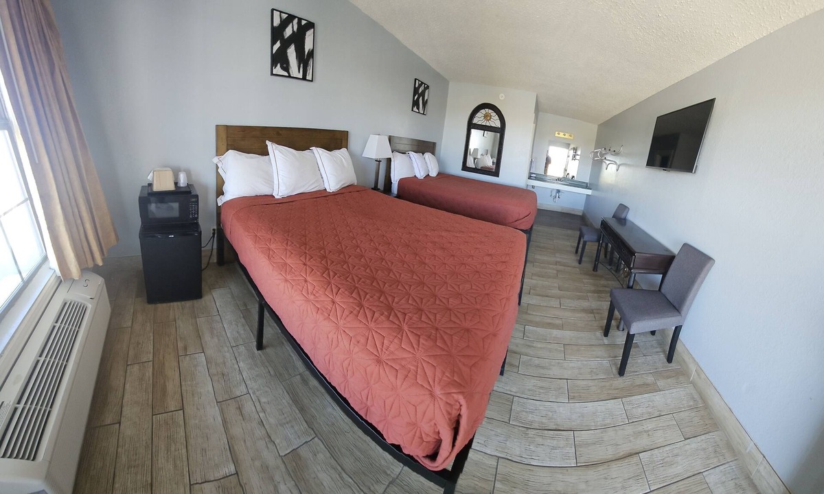 Bonanza Hotel | Motel 9