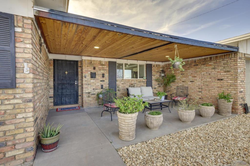 Biggs Field House | Mountain-View Haven: Home Near Fort Bliss