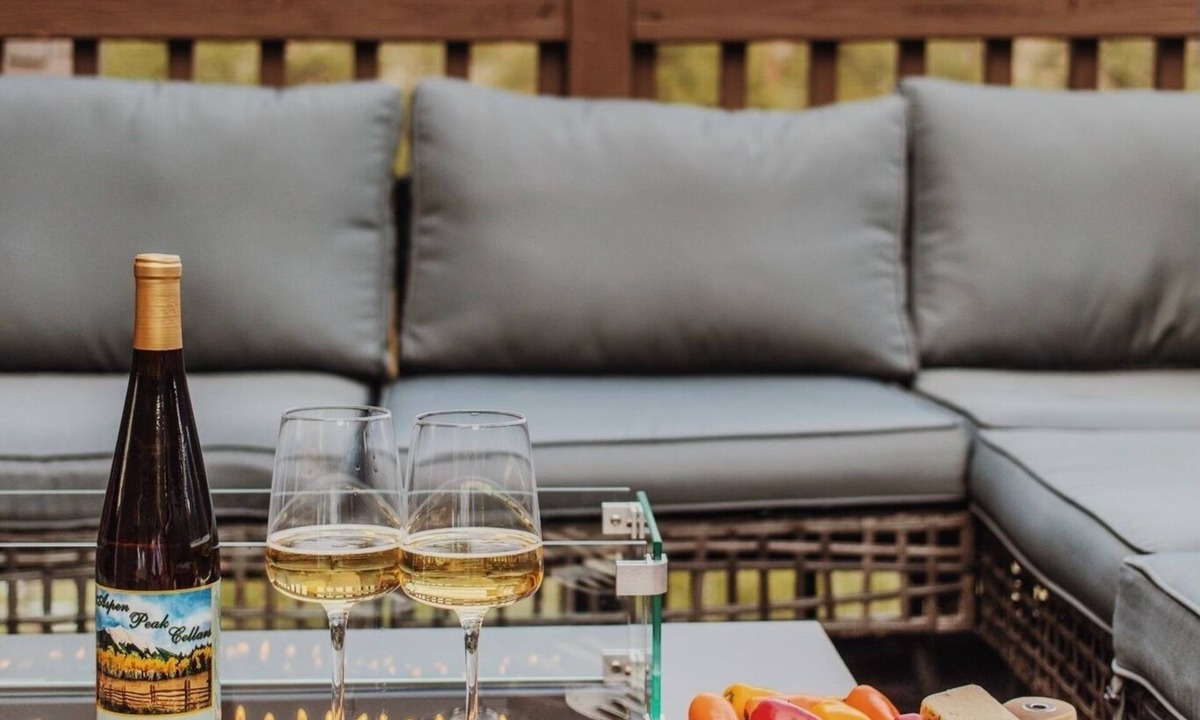 Bailey Ski Chalet | Mountain views, Stargazing, Walk to town, Hot Tub, AC