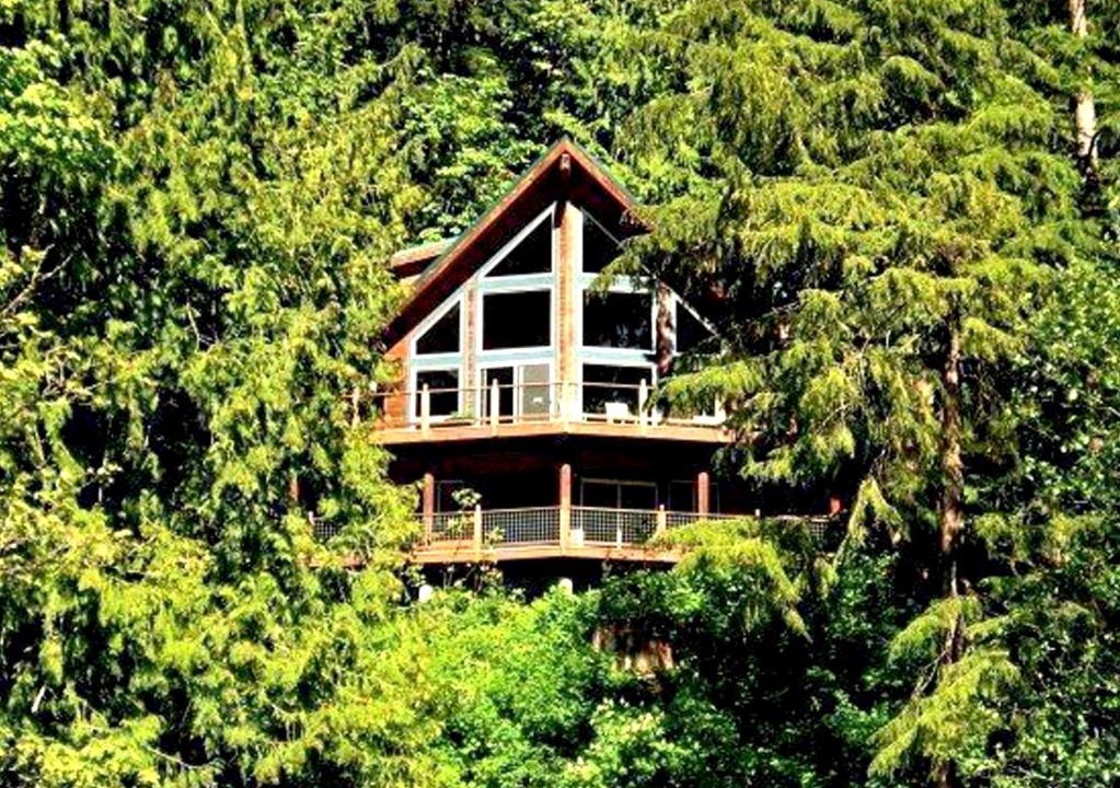 Maple Falls House | Mt. Baker Lodging – Cabin #7