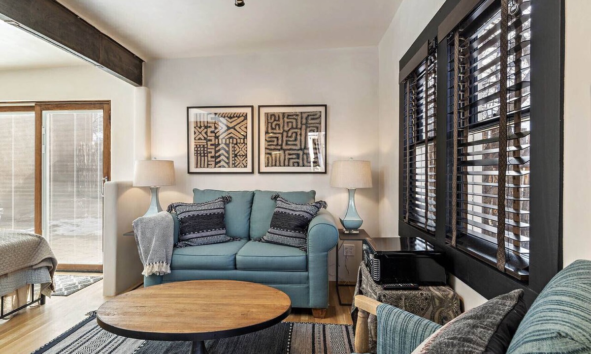 South Capitol Apartment | Near Downtown Santa Fe Studio Casita.