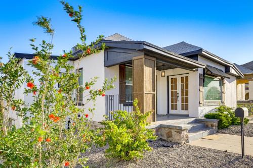 El Paso House | Near UTEP! Inviting El Paso Home 3 Mi to Dtwn