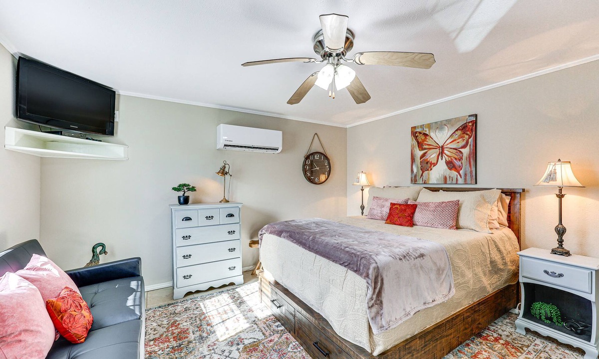 New Blaine Apartment | New Blaine Studio - Walk to Lake Dardanelle!