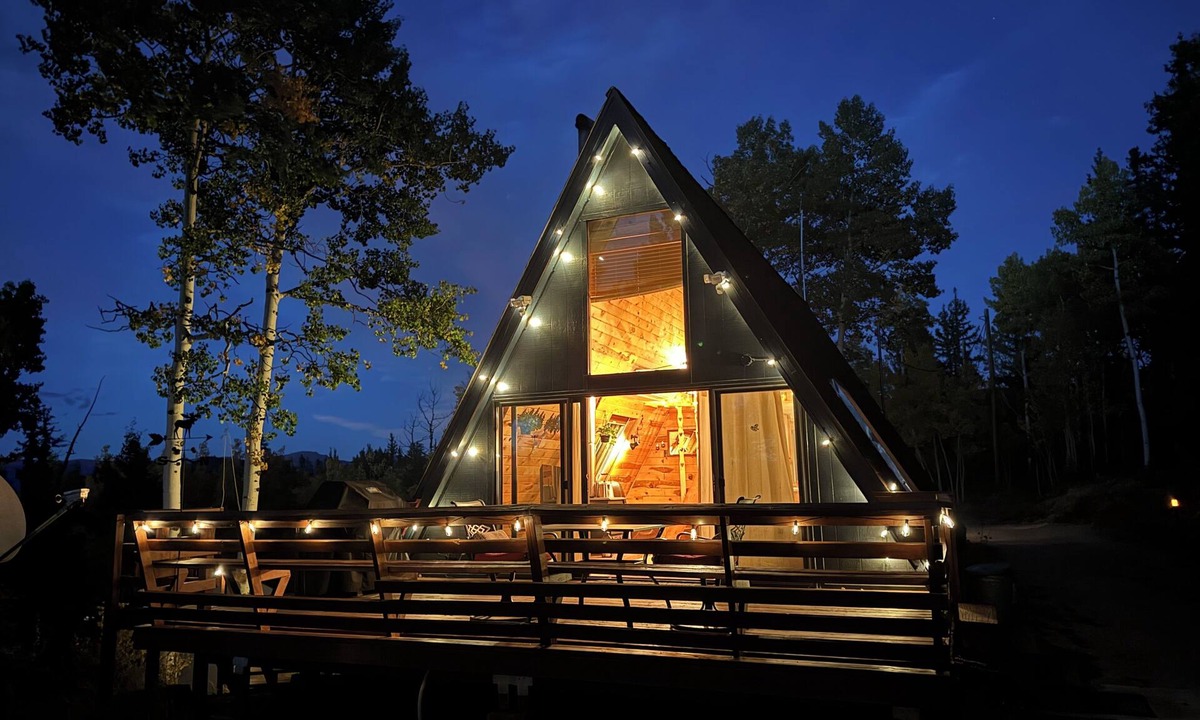 Indian Mountain Cabin | New! Cozy 2-bedroom A-Frame with Hot Tub, Fire Pit, WiFi, AC and VIEWS!