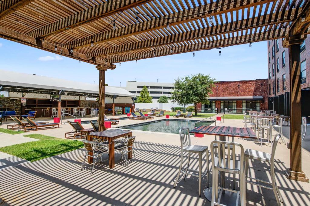 Las Colinas Hotel | NYLO Las Colinas Hotel, Tapestry Collection by Hilton