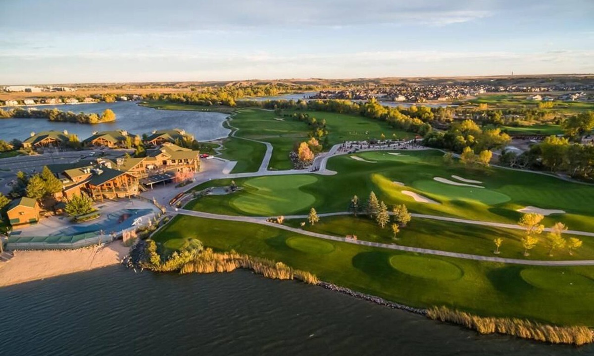 Windsor House | Oak Haus Group Stay w/Fenced Yard & Game Room
