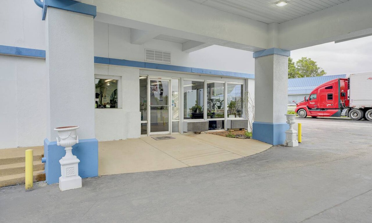 Denmark Hotel | Ole South Inn Jackson I 40 TN
