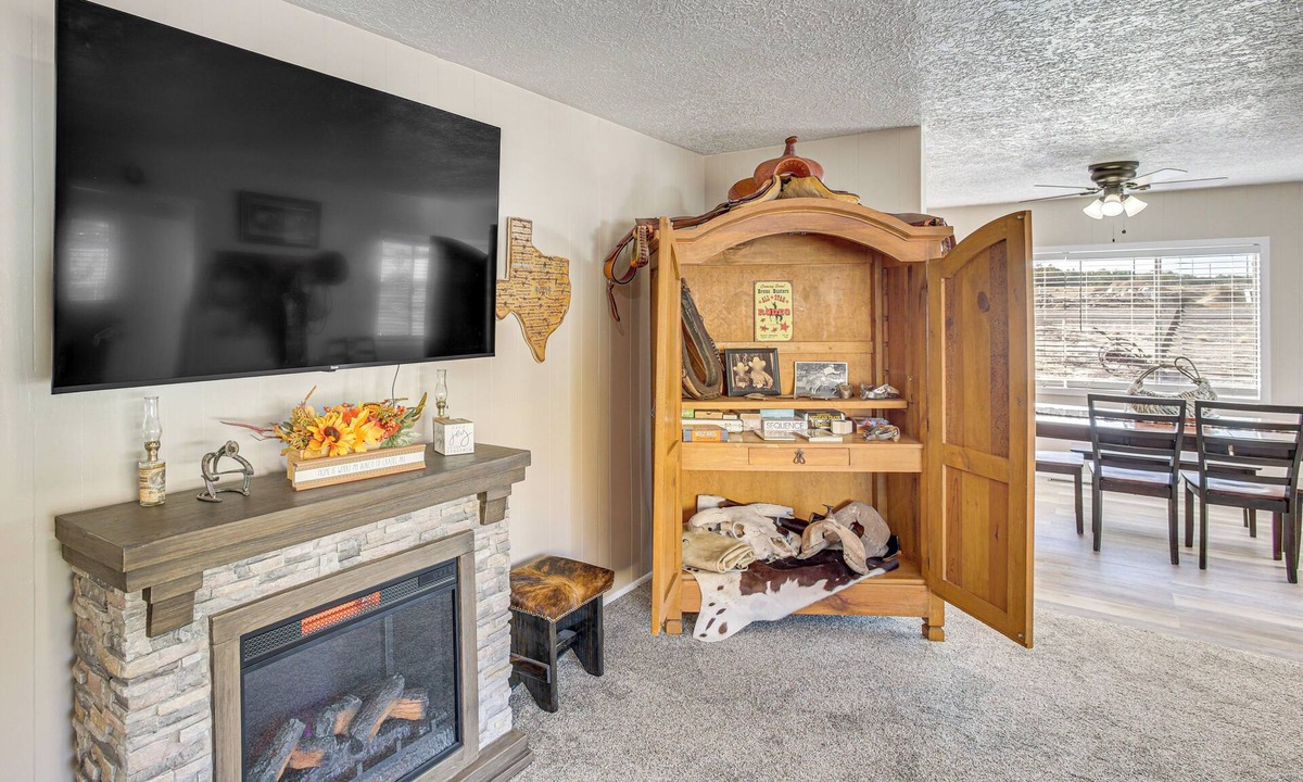 Aztec House | On 17-Acre Lot w/Barn & Patio: Rural Aztec Home