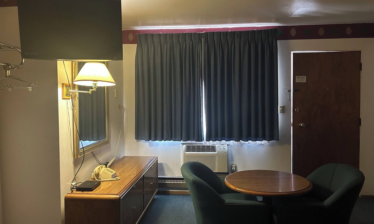 Ontario Hotel | Oregon Trail Motel
