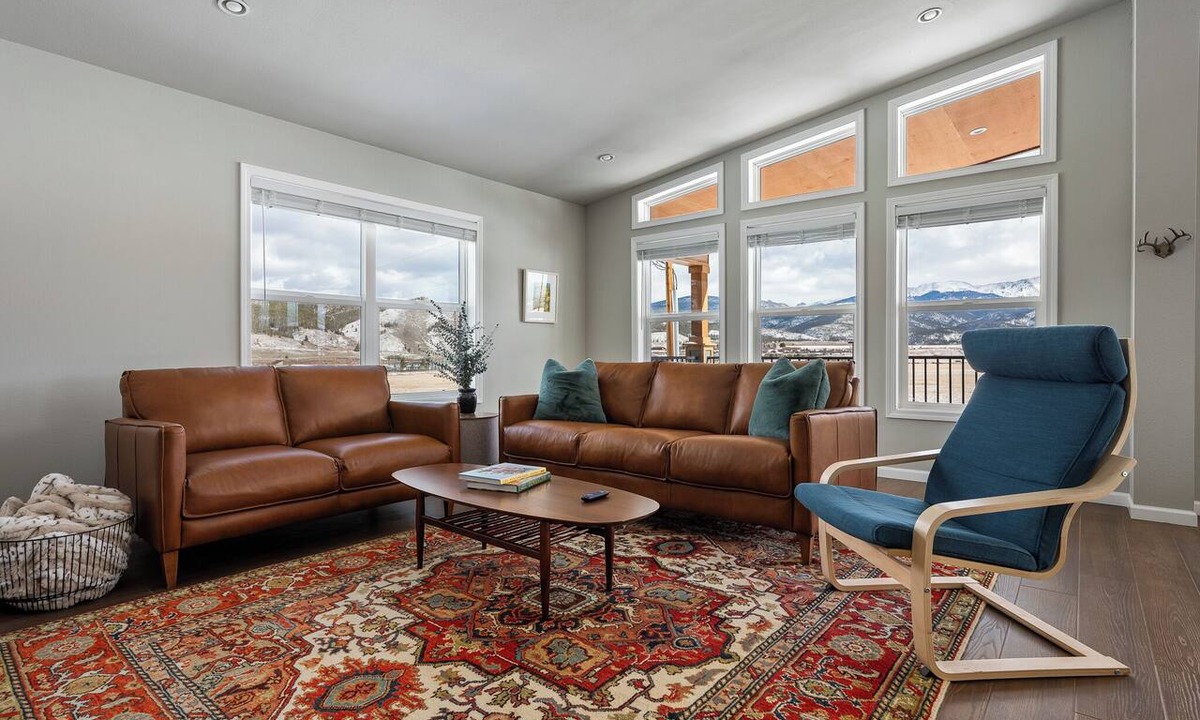 Tabernash House | Panoramic Views | 13 Min to Winter Park | Sleeps 8