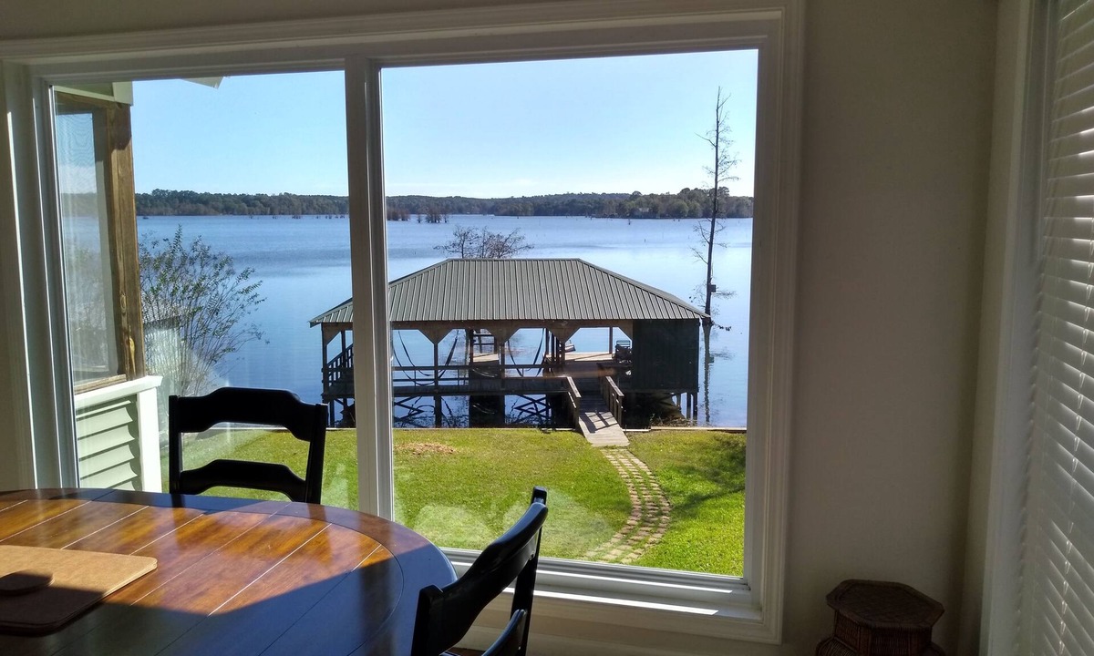 Bernice House | Parkside Perch on Lake D'Arbonne - Backup Generator and New Boat Cradle