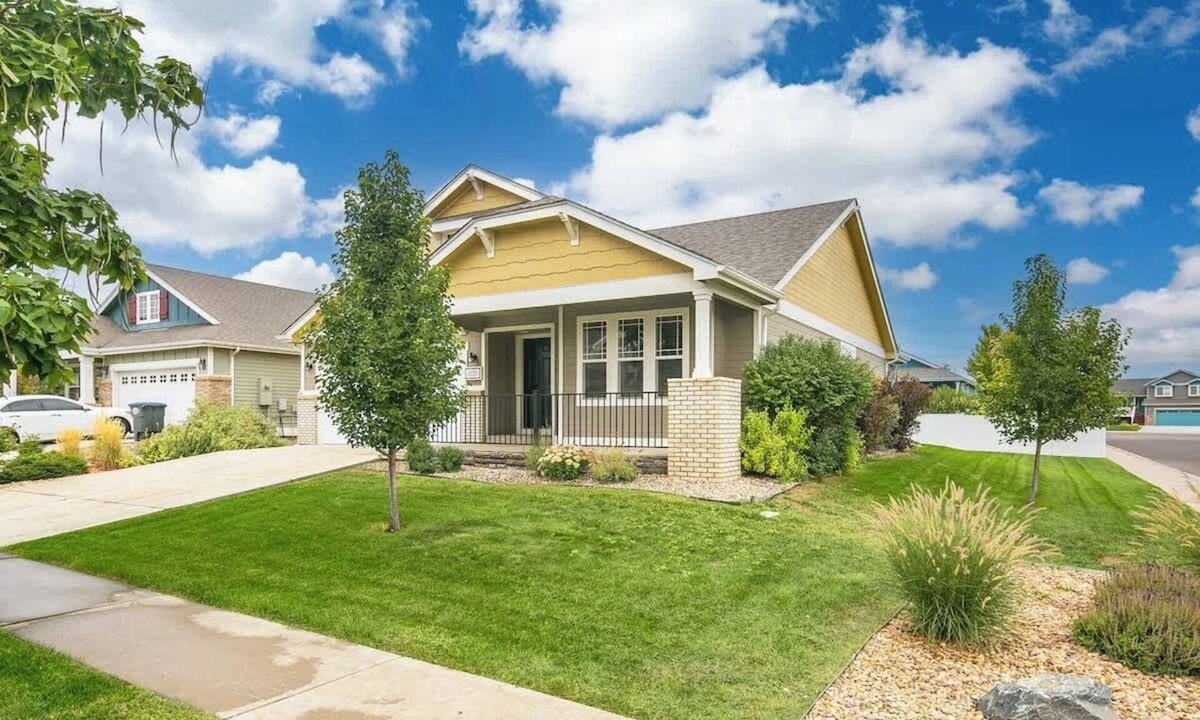 Windsor House | Parkview Retreat · Cozy Quiet Family Retreat - 4 Bed & 3 Full Bath